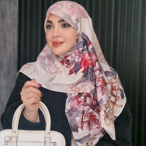 روسری گل رز - مانتو پاتریس رشت