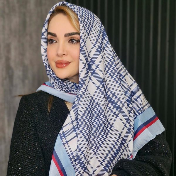35700402-4-min روسری چهارخونه پیچازی - مانتو پاتریس رشت