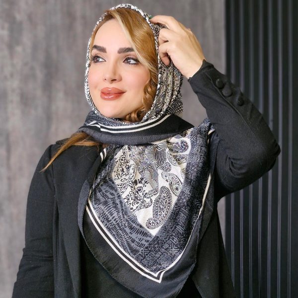 35700443-7-min روسری نخی سنتی - مانتو پاتریس رشت