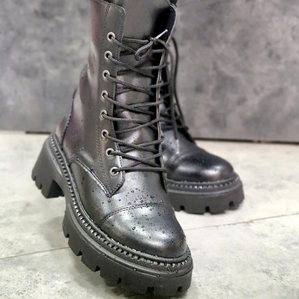 بوت ساده مشکی - مانتو پاتریس رشت