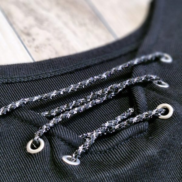 بلوز فانریپ مشکی یقه پرچ - مانتو پاتریس رشت