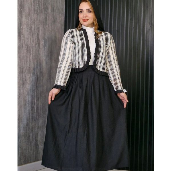 25900125-2-min ست کت و دامن قلاب بافی - مانتو پاتریس رشت