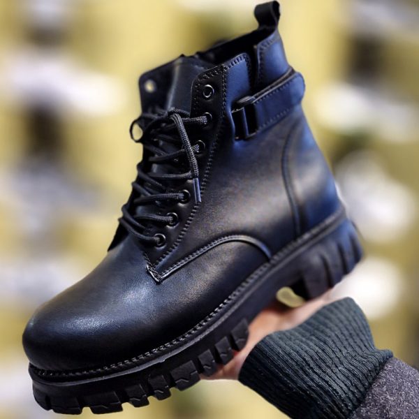 بوت مشکی بغل چسب - مانتو پاتریس رشت