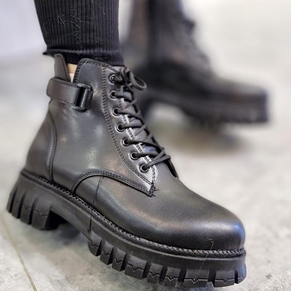 بوت مشکی بغل چسب - مانتو پاتریس رشت