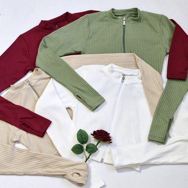 بلوز کراپ فانریپ زیپی فینگر دار - مانتو پاتریس رشت