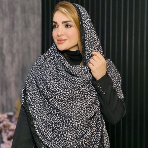 شال کریشه گان دار - مانتو پاتریس رشت