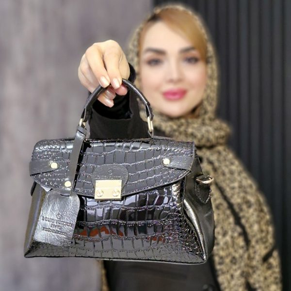 38000433-2-min کیف صندوقی پوست ماری - مانتو پاتریس رشت