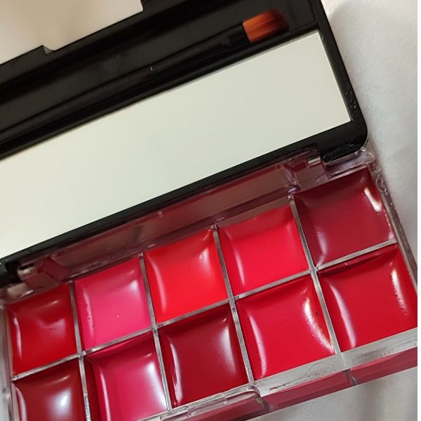 39600292-4-min پالت رژ لب - مانتو پاتریس رشت