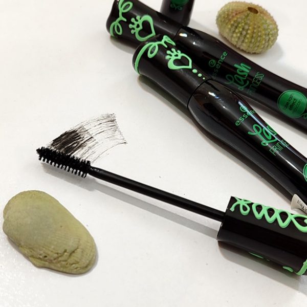 ریمل مشکی اسنس - مانتو پاتریس رشت