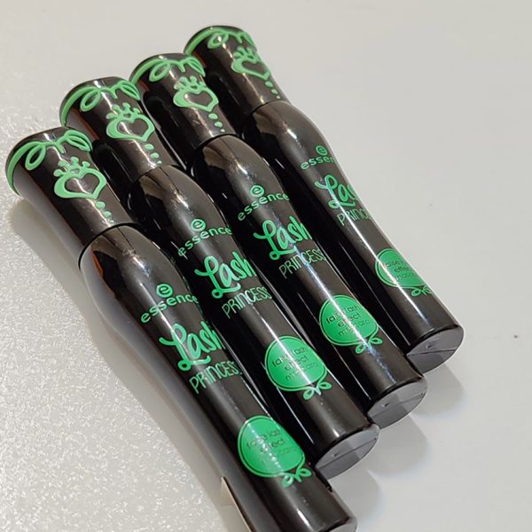 ریمل مشکی اسنس - مانتو پاتریس رشت