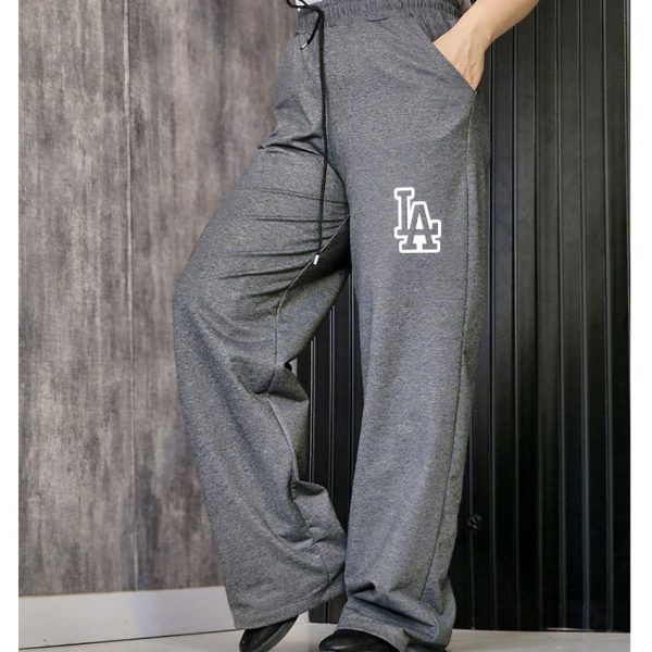 4210038-4-min شلوار ملانژ چاپ ال وی - مانتو پاتریس رشت