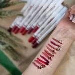 رژ لب مدادی رنگی - مانتو پاتریس رشت