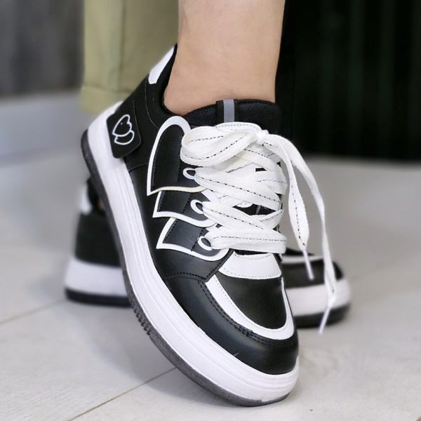 27200556-2-min کتونی مشکی قلبی - مانتو پاتریس رشت