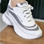 کتونی 2025 سفید طوسی - مانتو پاتریس رشت