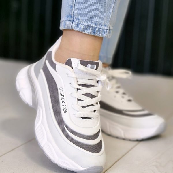 کتونی 2025 سفید طوسی - مانتو پاتریس رشت