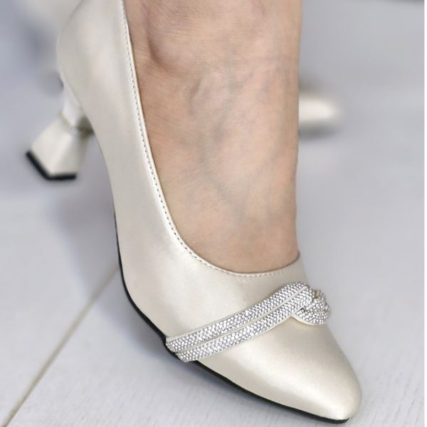 کفش پاشنه دار گره نگینی - مانتو پاتریس رشت