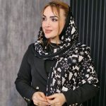 شال کریشه طرح گوزن - مانتو پاتریس رشت