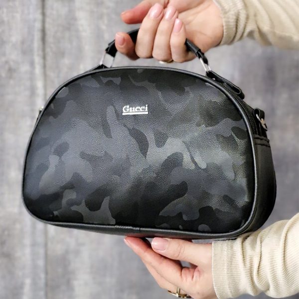 کیف دوشی بیضی مشکی - مانتو پاتریس رشت