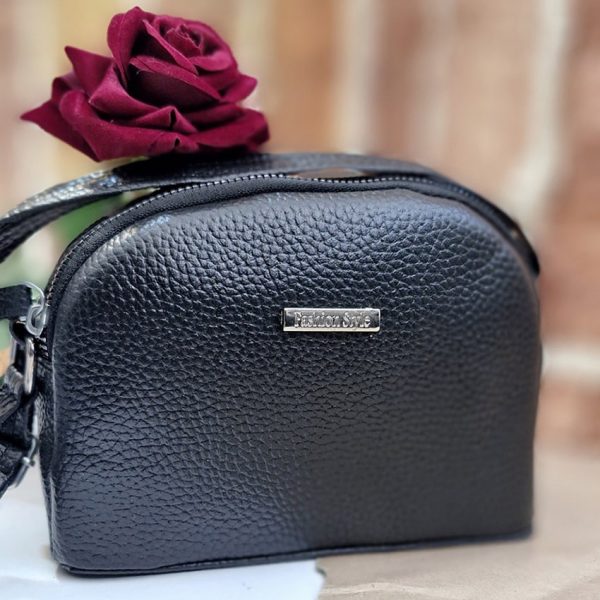 38000475-4-min مینی بگ هلالی مشکی چرم