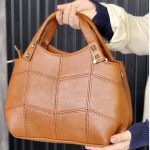 کیف چرم دسته دار رو دوخت - مانتو پاتریس رشت