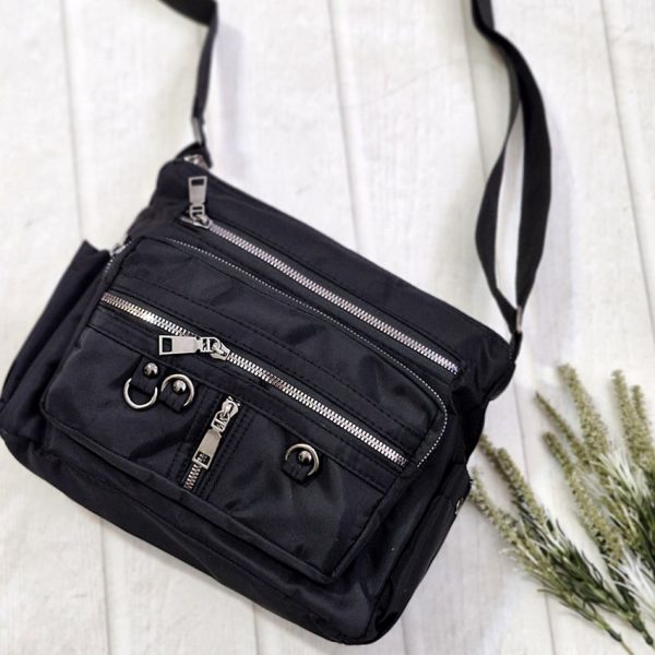 39300237-1-min کیف دوشی 5 زیپ برزنتی - مانتو پاتریس رشت