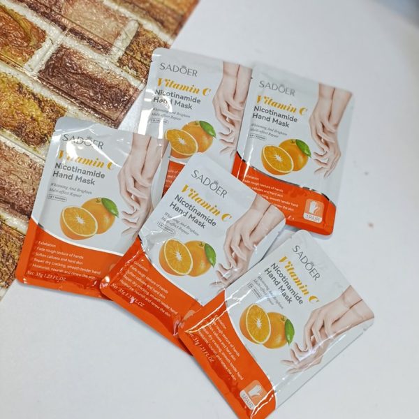ماسک دست و پا ویتامین سی - مانتو پاتریس رشت