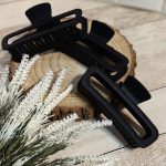 کلیپس ساده بزرگ مشکی - مانتو پاتریس رشت