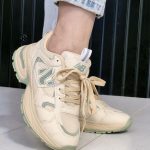 کتونی نیو بالانس کرم و سبز - مانتو پاتریس رشت