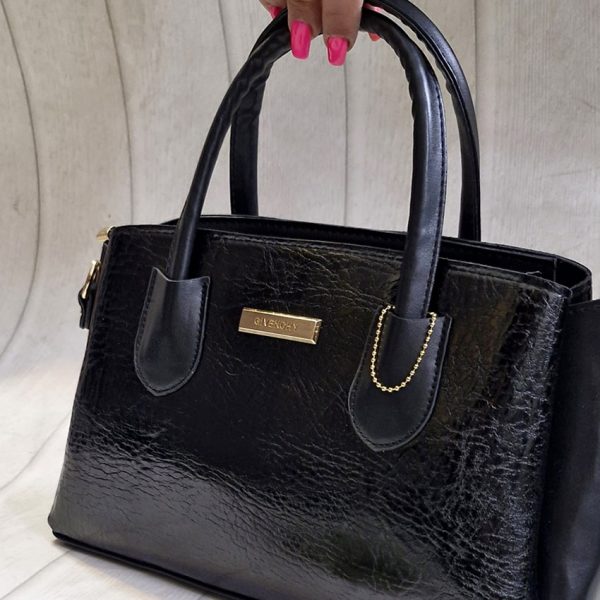 کیف مشکی زیپ طلایی - مانتو پاتریس رشت