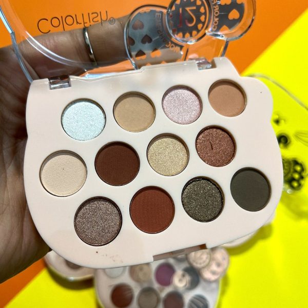 سایه چشم گربه - مانتو پاتریس رشت