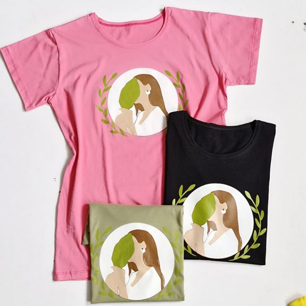 تیشرت چاپ دختر و برگ نخ پنبه