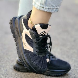 کتونی مشکی صورتی