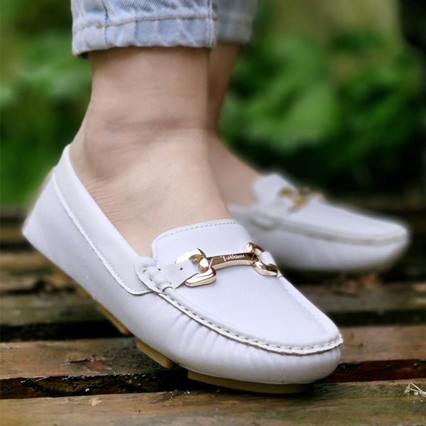 33300461-2-min کالج سفید - مانتو پاتریس رشت