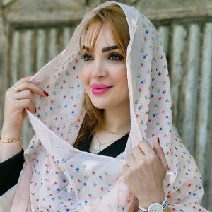 شال نخی گل گلی - مانتو پاتریس رشت