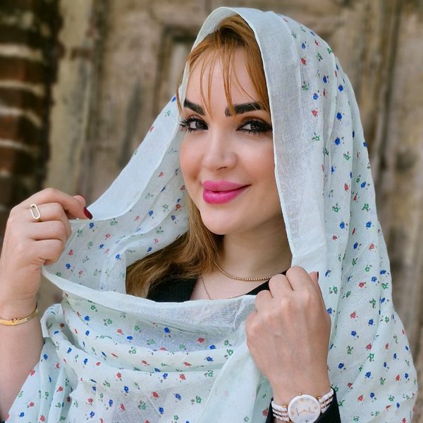 شال نخی گل گلی - مانتو پاتریس رشت