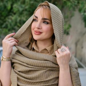 شال پلیسه رو دوخت