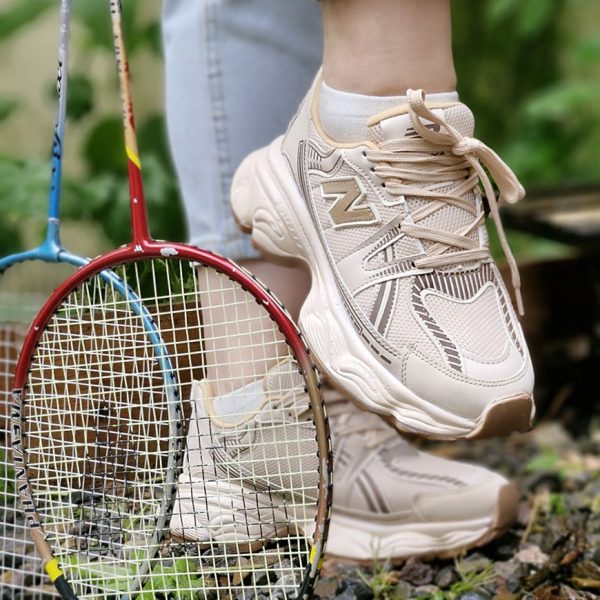 کتونی نیوبالانس ماوی