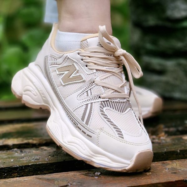 کتونی نیوبالانس ماوی