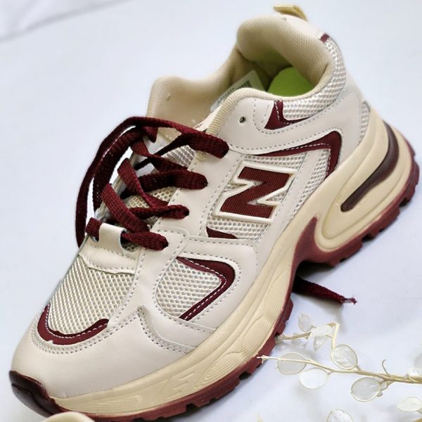 کتونی نیوبالانس کرم زرشکی