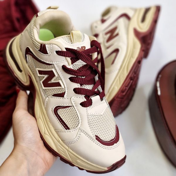 کتونی نیوبالانس کرم زرشکی - مانتو پاتریس رشت