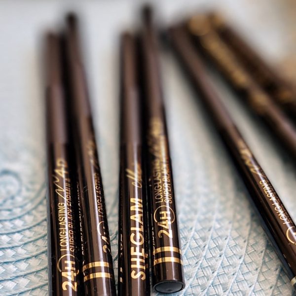 خط چشم شیگلم - مانتو پاتریس رشت