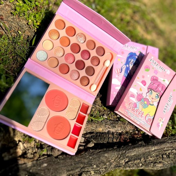 پالت میکاپ لیدی - مانتو پاتریس رشت