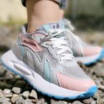 کتونی آبی صورتی بندی