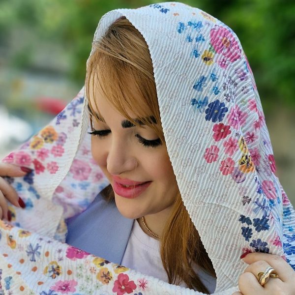 شال پلیسه گل رنگی