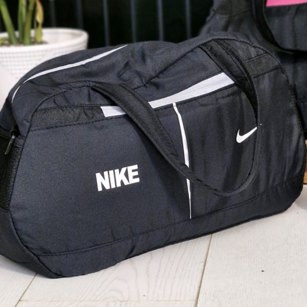 ساک ورزشی نایک