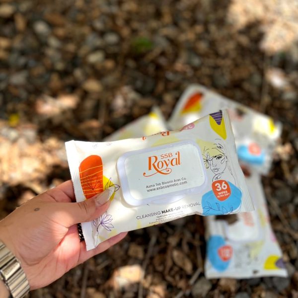 دستمال مرطوب - مانتو پاتریس رشت