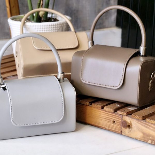 کیف صندوقی چرم