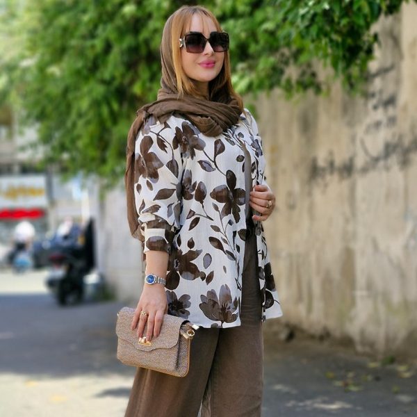 شومیز سفید گلدار -