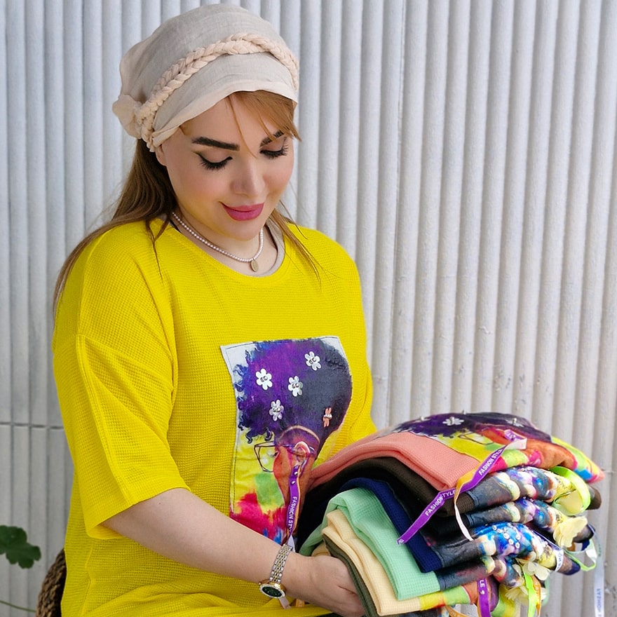 تیشرت بیسکوییتی طرح برجسته