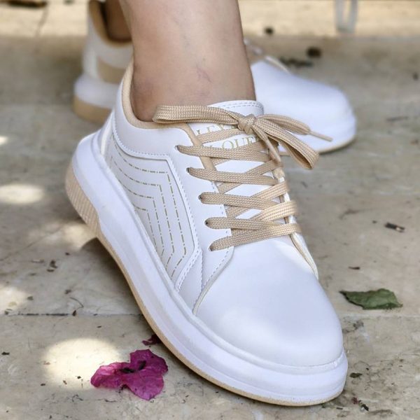 کتونی مک کوین کرم سفید